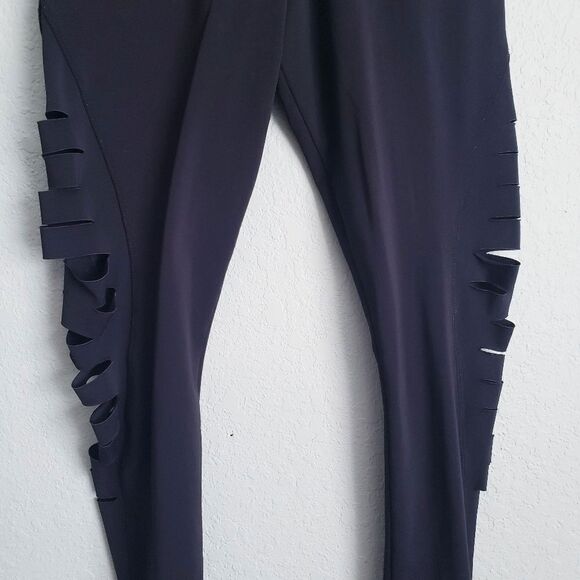 Onzie Flow Black Harley Side Slit Leggings - Picture 3 of 8
